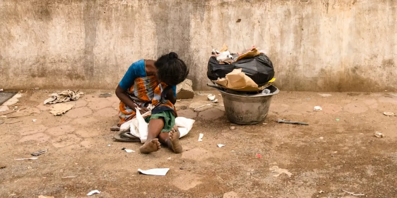 भारत में इतने कमजोर लोगों क्यों हैं?